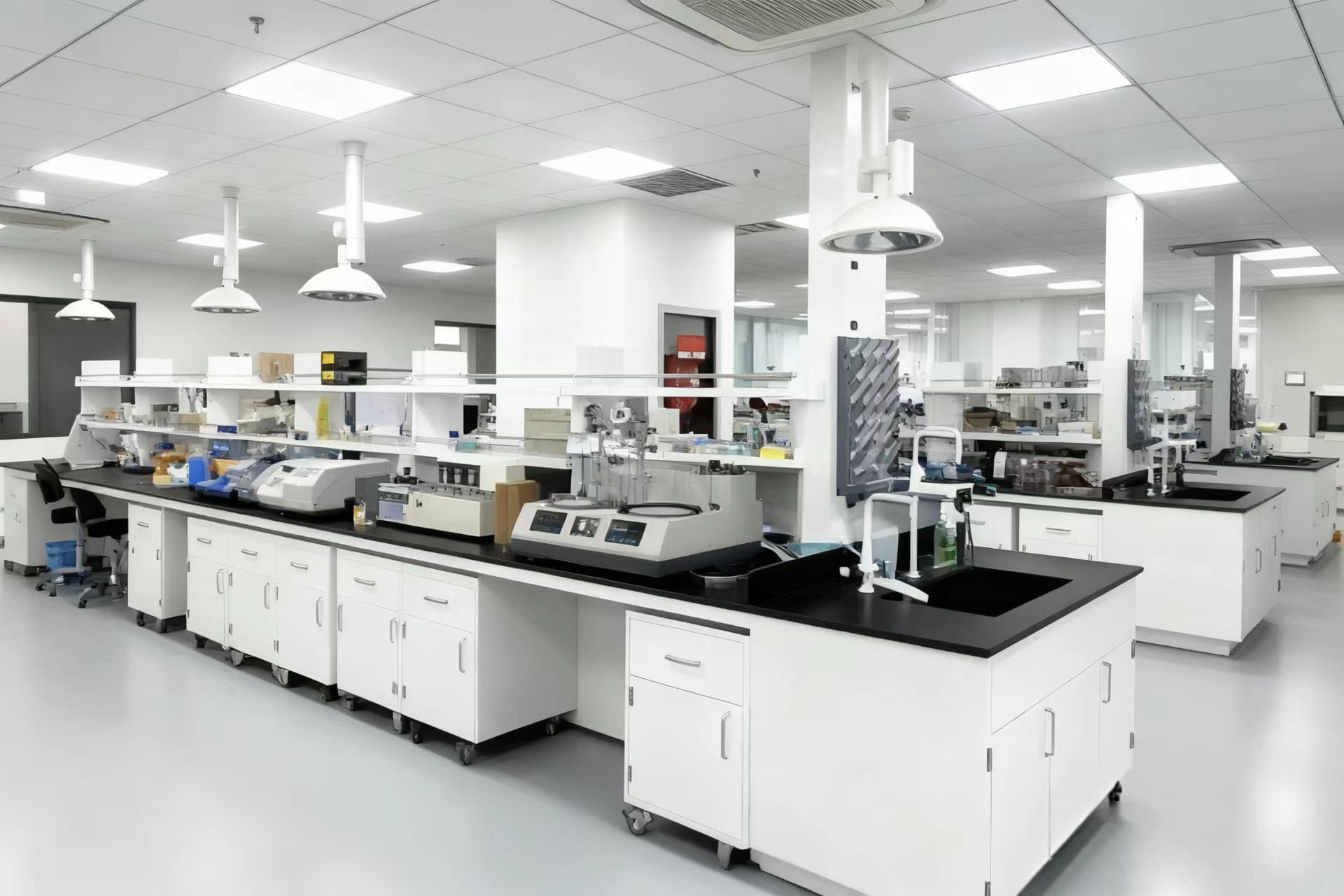 接着剤はどのようにテストされますか?